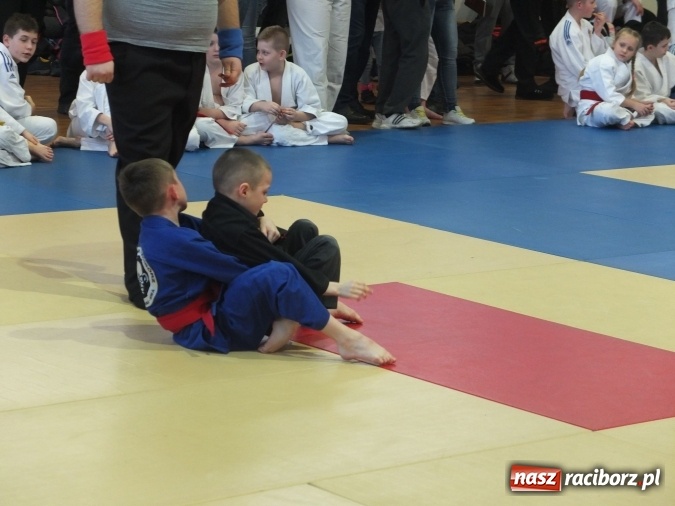 Zdjęcie w galerii na portalu naszraciborz.pl: Dobry start Łamatorów w Katowicach  wiadomości z regionu