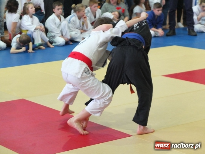 Zdjęcie w galerii na portalu naszraciborz.pl: Dobry start Łamatorów w Katowicach  wiadomości z regionu