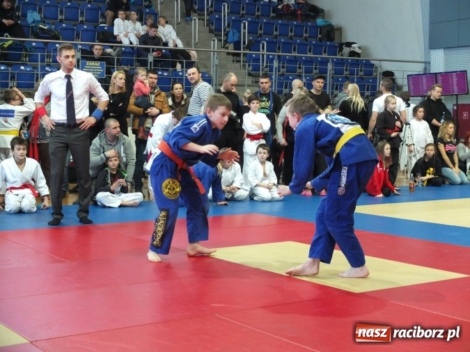 Zdjęcie w galerii na portalu naszraciborz.pl: Dobry start Łamatorów w Katowicach  wiadomości z regionu