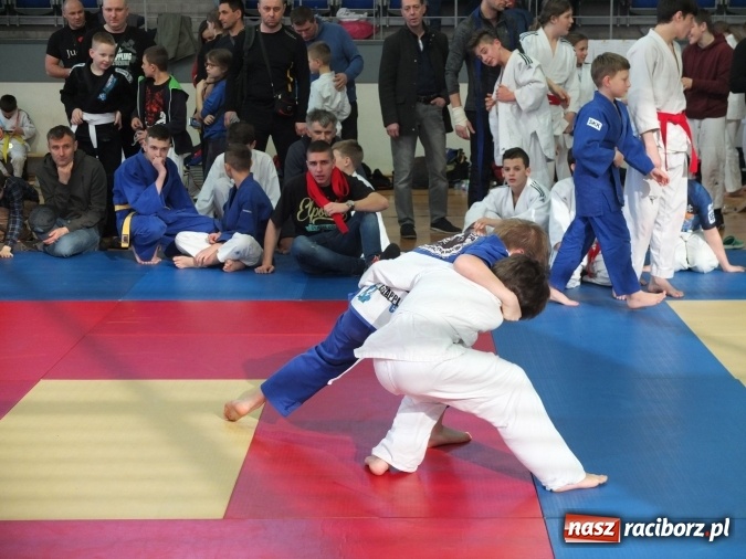 Zdjęcie w galerii na portalu naszraciborz.pl: Dobry start Łamatorów w Katowicach  wiadomości z regionu