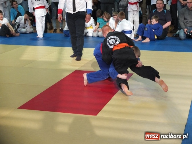 Zdjęcie w galerii na portalu naszraciborz.pl: Dobry start Łamatorów w Katowicach  wiadomości z regionu