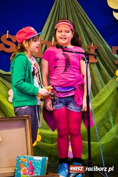 Zdjęcie w galerii na portalu naszraciborz.pl: Krzanowice. Gminny Festiwal Piosenki Harcerskiej i Turystycznej wiadomości z regionu