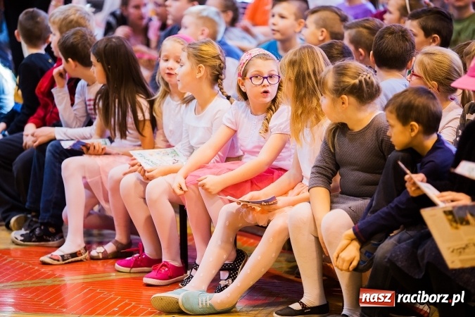 Zdjęcie w galerii na portalu naszraciborz.pl: Krzanowice. Gminny Festiwal Piosenki Harcerskiej i Turystycznej wiadomości z regionu