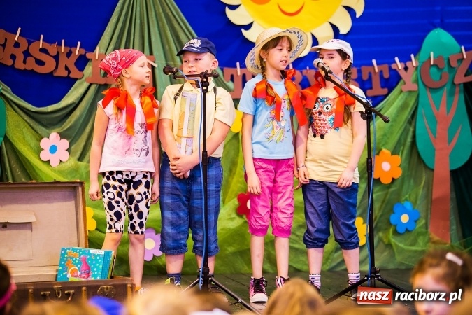 Zdjęcie w galerii na portalu naszraciborz.pl: Krzanowice. Gminny Festiwal Piosenki Harcerskiej i Turystycznej wiadomości z regionu