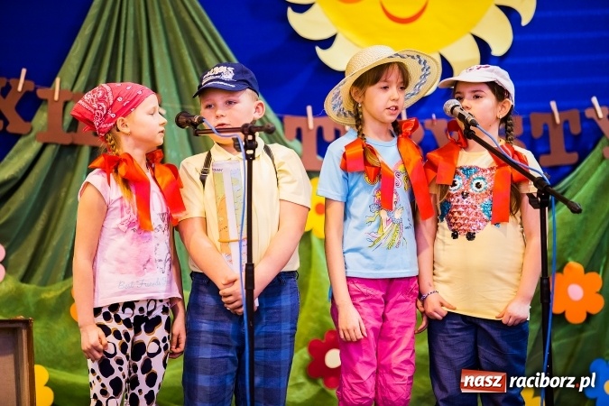 Zdjęcie w galerii na portalu naszraciborz.pl: Krzanowice. Gminny Festiwal Piosenki Harcerskiej i Turystycznej wiadomości z regionu