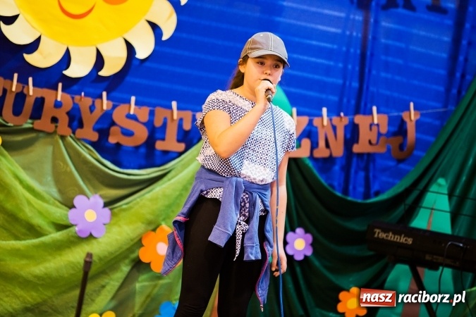 Zdjęcie w galerii na portalu naszraciborz.pl: Krzanowice. Gminny Festiwal Piosenki Harcerskiej i Turystycznej wiadomości z regionu