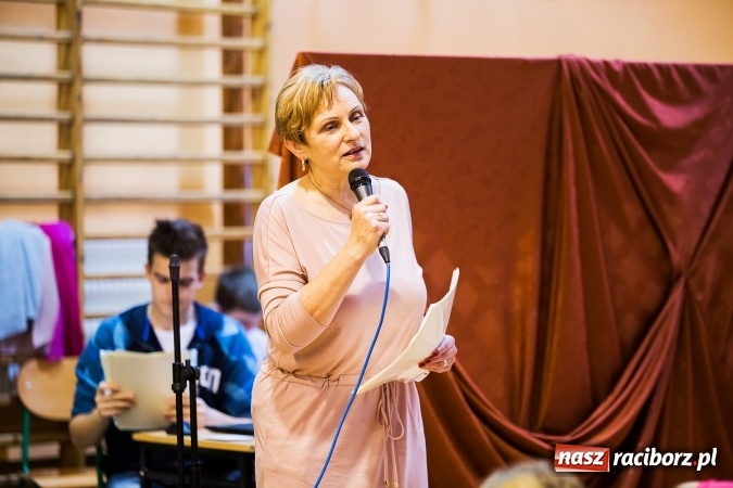 Zdjęcie w galerii na portalu naszraciborz.pl: Krzanowice. Gminny Festiwal Piosenki Harcerskiej i Turystycznej wiadomości z regionu