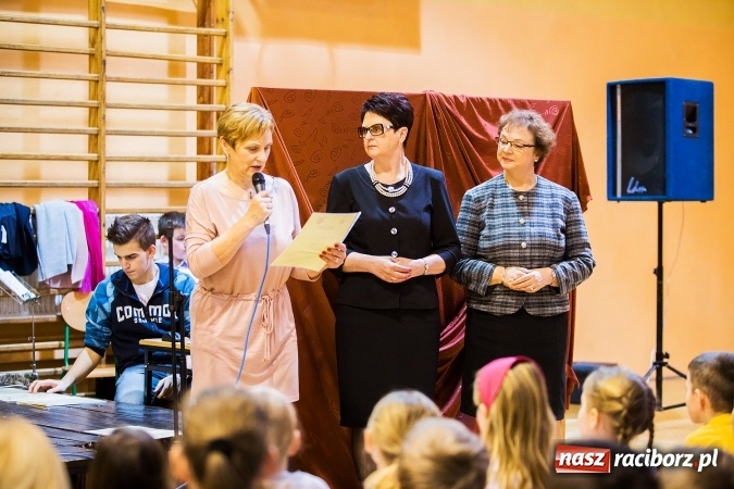 Zdjęcie w galerii na portalu naszraciborz.pl: Krzanowice. Gminny Festiwal Piosenki Harcerskiej i Turystycznej wiadomości z regionu