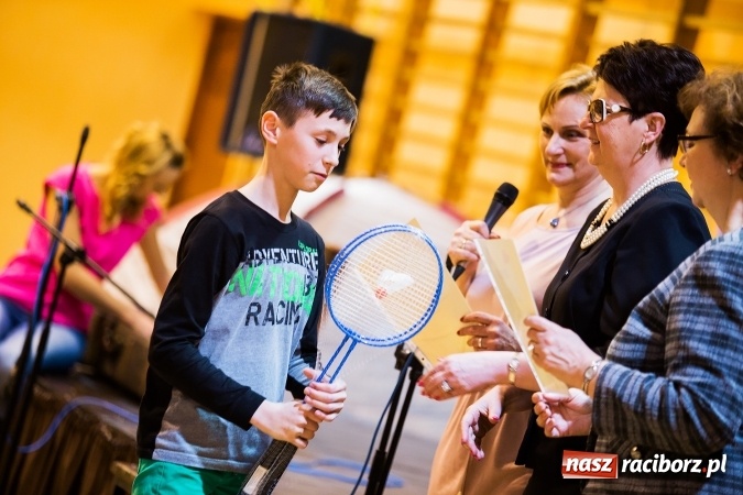 Zdjęcie w galerii na portalu naszraciborz.pl: Krzanowice. Gminny Festiwal Piosenki Harcerskiej i Turystycznej wiadomości z regionu