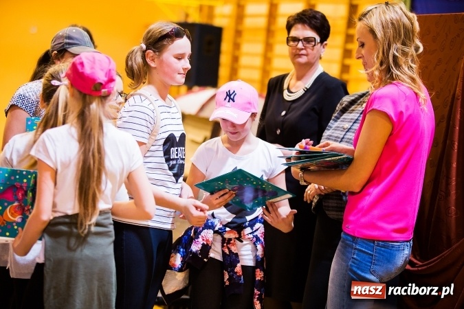 Zdjęcie w galerii na portalu naszraciborz.pl: Krzanowice. Gminny Festiwal Piosenki Harcerskiej i Turystycznej wiadomości z regionu