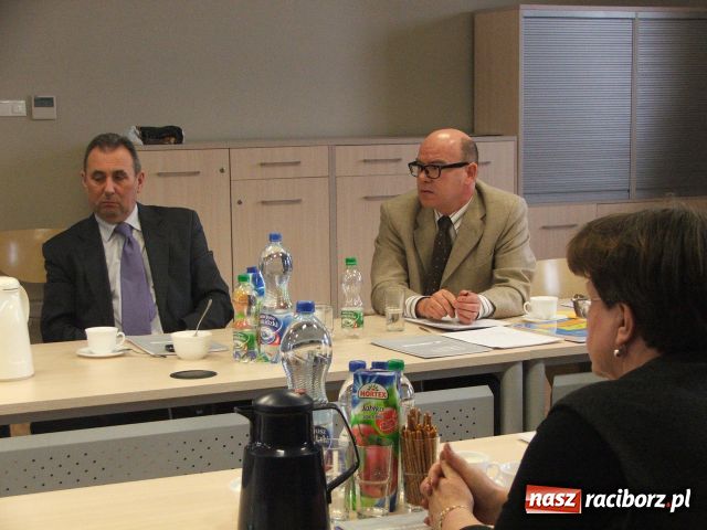 Zdjęcie w galerii na portalu naszraciborz.pl: Na początku rak nie boli. Lepiej się szczepić. wiadomości z regionu