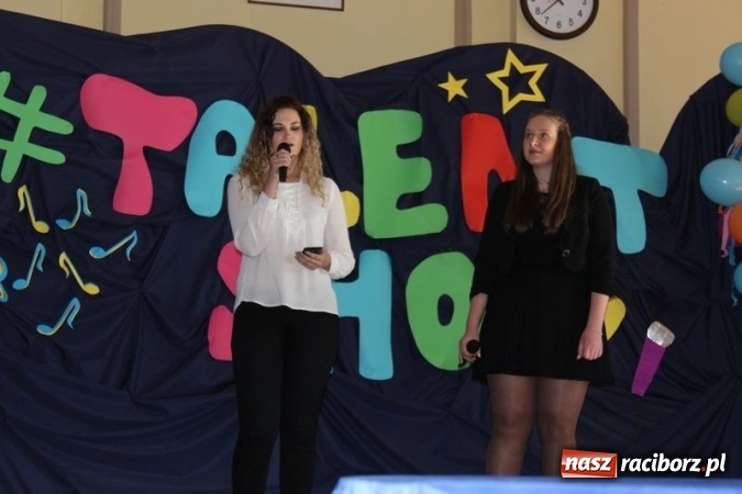 Zdjęcie w galerii na portalu naszraciborz.pl: Rewelacyjny Talent Show w CKZiU nr 1  wiadomości z regionu