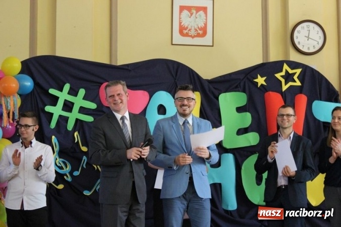 Zdjęcie w galerii na portalu naszraciborz.pl: Rewelacyjny Talent Show w CKZiU nr 1  wiadomości z regionu