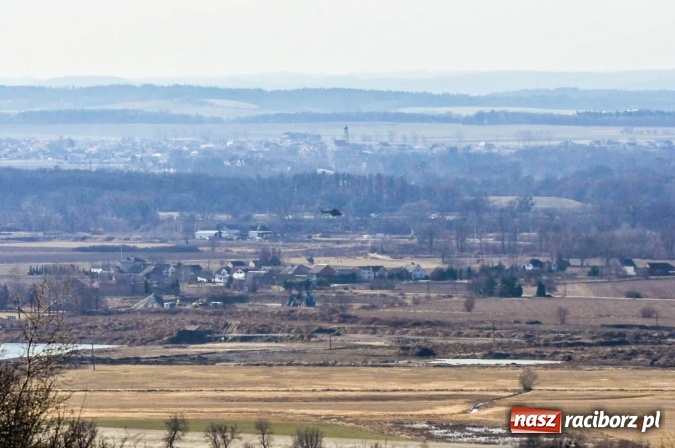 Zdjęcie w galerii na portalu naszraciborz.pl: Polska armia ćwiczy w starych Nieboczowach wiadomości z regionu