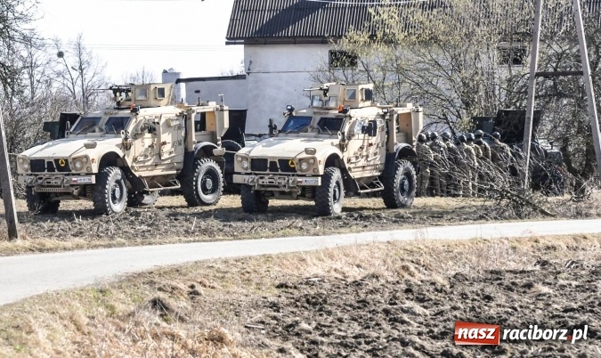 Zdjęcie w galerii na portalu naszraciborz.pl: Polska armia ćwiczy w starych Nieboczowach wiadomości z regionu