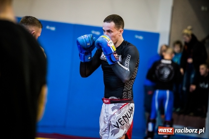 Zdjęcie w galerii na portalu naszraciborz.pl: Marcin Różal Różalski przyjechał do Raciborza wiadomości z regionu