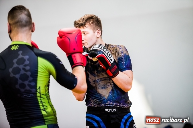 Zdjęcie w galerii na portalu naszraciborz.pl: Marcin Różal Różalski przyjechał do Raciborza wiadomości z regionu