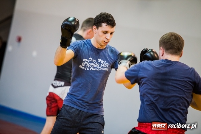 Zdjęcie w galerii na portalu naszraciborz.pl: Marcin Różal Różalski przyjechał do Raciborza wiadomości z regionu