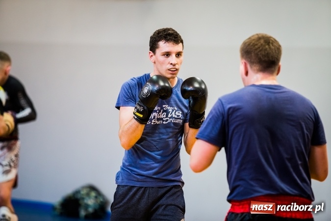 Zdjęcie w galerii na portalu naszraciborz.pl: Marcin Różal Różalski przyjechał do Raciborza wiadomości z regionu