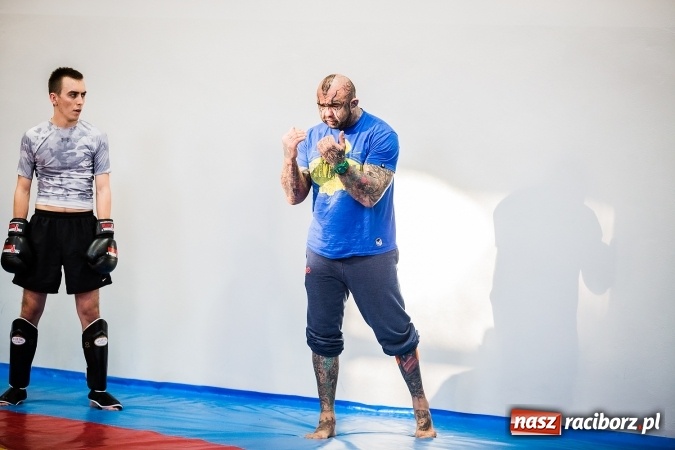 Zdjęcie w galerii na portalu naszraciborz.pl: Marcin Różal Różalski przyjechał do Raciborza wiadomości z regionu