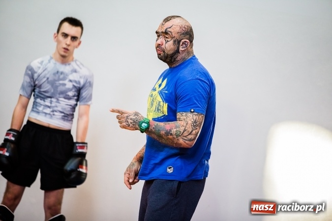 Zdjęcie w galerii na portalu naszraciborz.pl: Marcin Różal Różalski przyjechał do Raciborza wiadomości z regionu