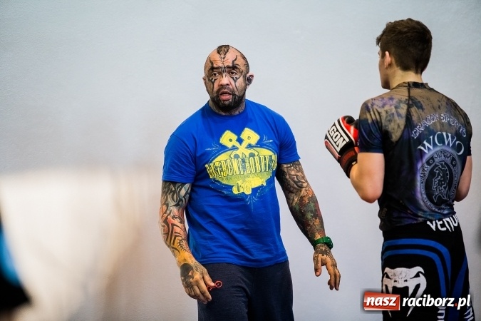 Zdjęcie w galerii na portalu naszraciborz.pl: Marcin Różal Różalski przyjechał do Raciborza wiadomości z regionu