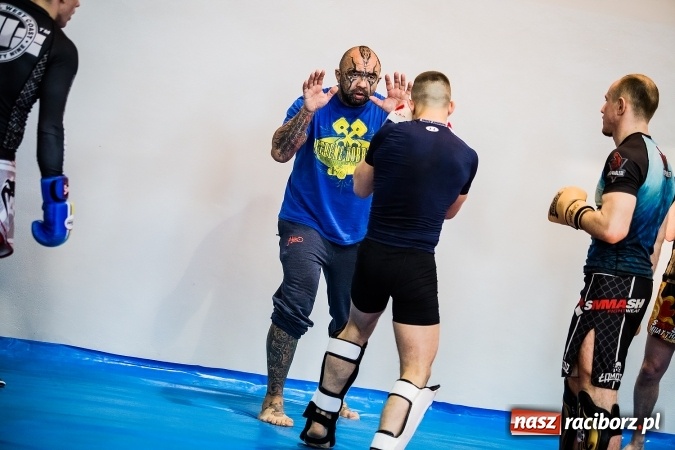 Zdjęcie w galerii na portalu naszraciborz.pl: Marcin Różal Różalski przyjechał do Raciborza wiadomości z regionu