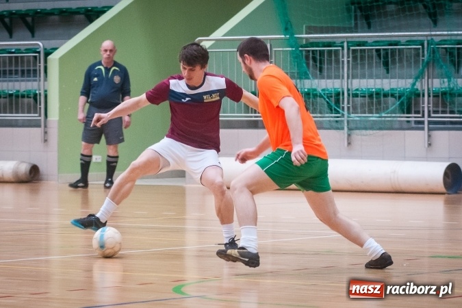 Zdjęcie w galerii na portalu naszraciborz.pl: Willa Wiktoria Brenna nie sprostała Galaktic Football. Zakończenie XVI edycji Halowej Ligi Piłki Nożnej wiadomości z regionu