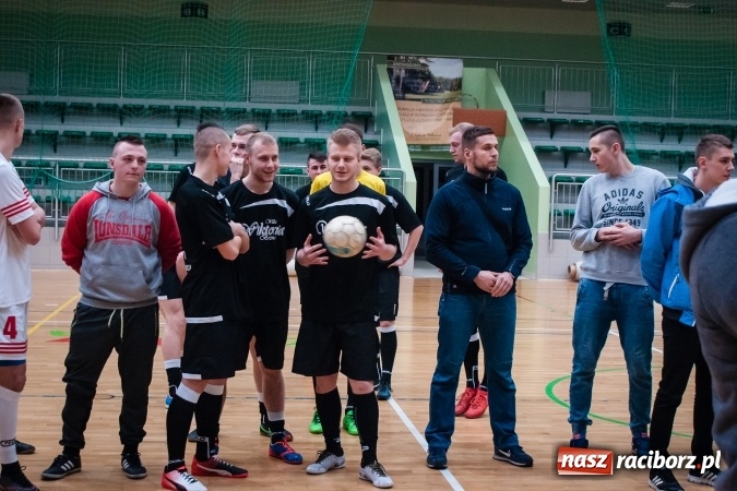 Zdjęcie w galerii na portalu naszraciborz.pl: Willa Wiktoria Brenna nie sprostała Galaktic Football. Zakończenie XVI edycji Halowej Ligi Piłki Nożnej wiadomości z regionu