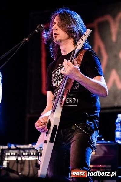 Zdjęcie w galerii na portalu naszraciborz.pl: Tłumy fanów na koncercie Luxtorpedy w RCK wiadomości z regionu