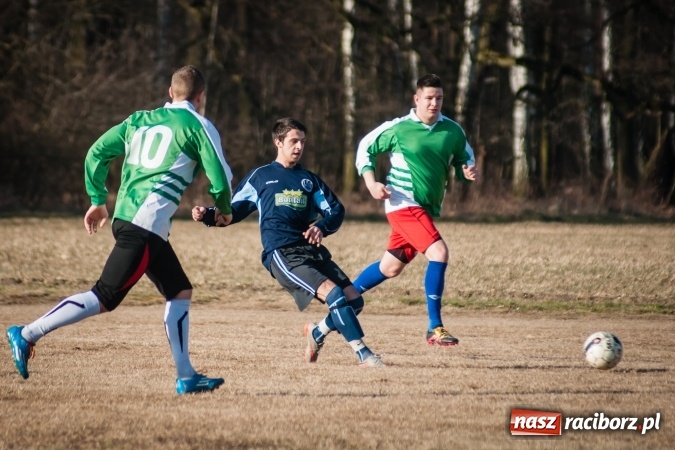 Zdjęcie w galerii na portalu naszraciborz.pl: Sparing: W Markowicach polała się krew! wiadomości z regionu