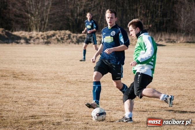 Zdjęcie w galerii na portalu naszraciborz.pl: Sparing: W Markowicach polała się krew! wiadomości z regionu