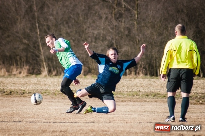 Zdjęcie w galerii na portalu naszraciborz.pl: Sparing: W Markowicach polała się krew! wiadomości z regionu