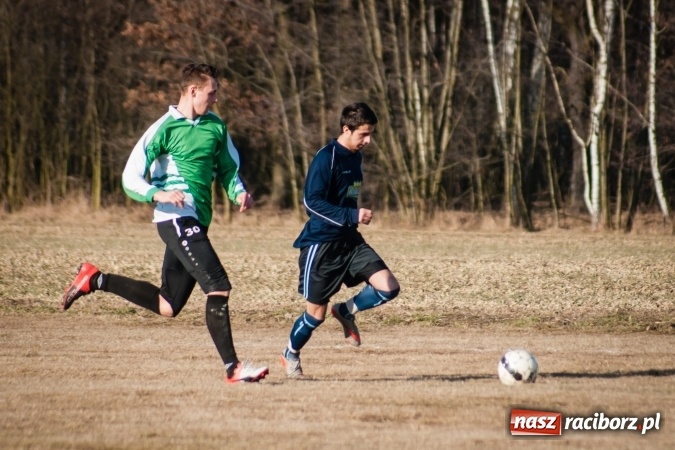 Zdjęcie w galerii na portalu naszraciborz.pl: Sparing: W Markowicach polała się krew! wiadomości z regionu
