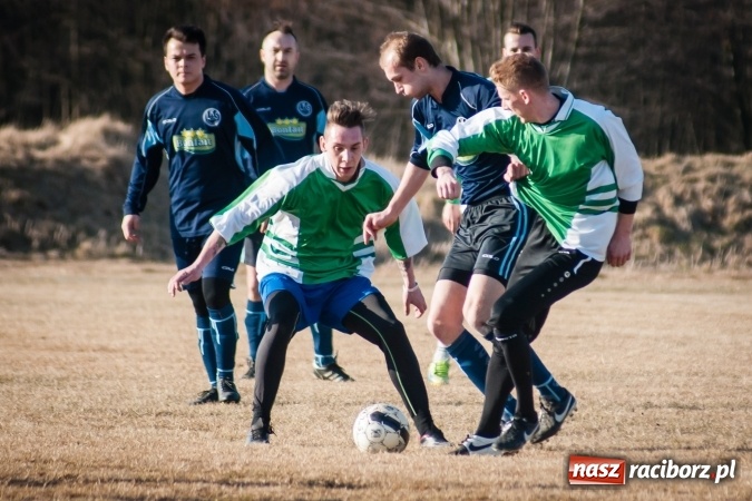 Zdjęcie w galerii na portalu naszraciborz.pl: Sparing: W Markowicach polała się krew! wiadomości z regionu