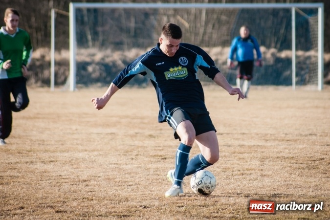 Zdjęcie w galerii na portalu naszraciborz.pl: Sparing: W Markowicach polała się krew! wiadomości z regionu