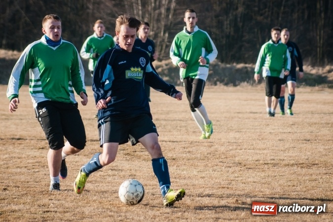Zdjęcie w galerii na portalu naszraciborz.pl: Sparing: W Markowicach polała się krew! wiadomości z regionu