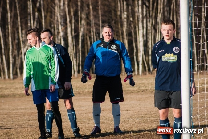 Zdjęcie w galerii na portalu naszraciborz.pl: Sparing: W Markowicach polała się krew! wiadomości z regionu