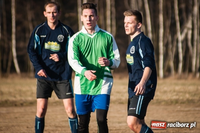 Zdjęcie w galerii na portalu naszraciborz.pl: Sparing: W Markowicach polała się krew! wiadomości z regionu