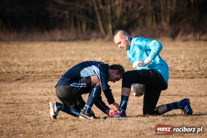 Zdjęcie w galerii na portalu naszraciborz.pl: Sparing: W Markowicach polała się krew! wiadomości z regionu