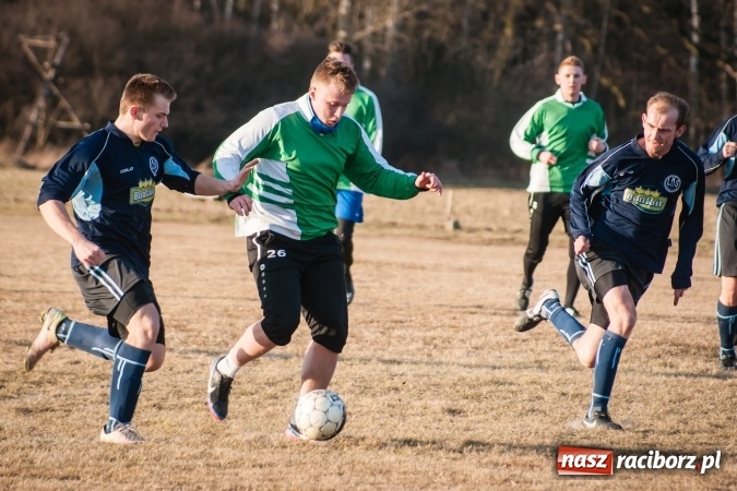 Zdjęcie w galerii na portalu naszraciborz.pl: Sparing: W Markowicach polała się krew! wiadomości z regionu