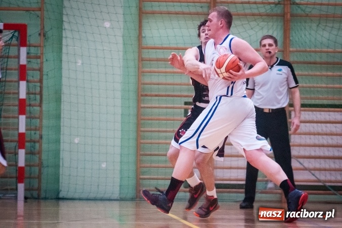 Zdjęcie w galerii na portalu naszraciborz.pl: Problemy ze skutecznością przyczyną porażki z Dobrodzieniem wiadomości z regionu