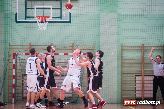 Zdjęcie w galerii na portalu naszraciborz.pl: Problemy ze skutecznością przyczyną porażki z Dobrodzieniem wiadomości z regionu