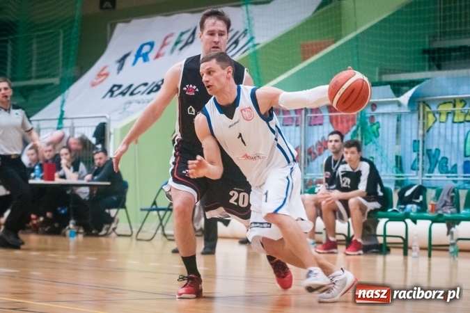 Zdjęcie w galerii na portalu naszraciborz.pl: Problemy ze skutecznością przyczyną porażki z Dobrodzieniem wiadomości z regionu