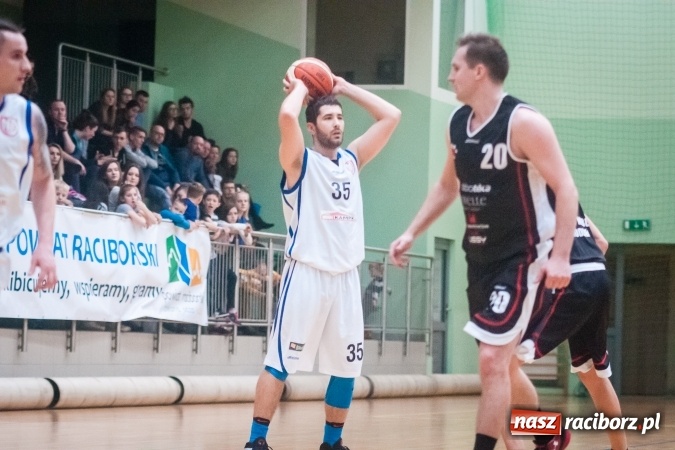 Zdjęcie w galerii na portalu naszraciborz.pl: Problemy ze skutecznością przyczyną porażki z Dobrodzieniem wiadomości z regionu