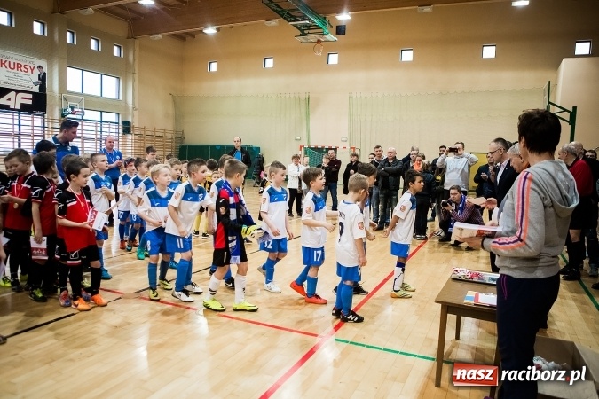 Zdjęcie w galerii na portalu naszraciborz.pl: 14. edycja Powiatowej Halowej Ligi Piłki Nożej Żaków im. Zbigniewa Oszka wiadomości z regionu