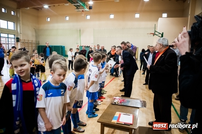 Zdjęcie w galerii na portalu naszraciborz.pl: 14. edycja Powiatowej Halowej Ligi Piłki Nożej Żaków im. Zbigniewa Oszka wiadomości z regionu