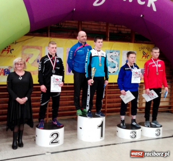 Zdjęcie w galerii na portalu naszraciborz.pl: Sześć medali zapaśników Unii na Pucharze Polski w Warszawie wiadomości z regionu