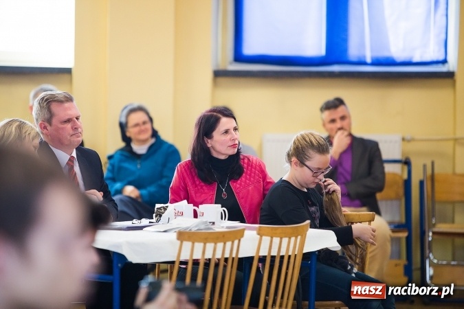 Zdjęcie w galerii na portalu naszraciborz.pl: Gala Ciekawy uczeń w CKZiU nr 1 wiadomości z regionu