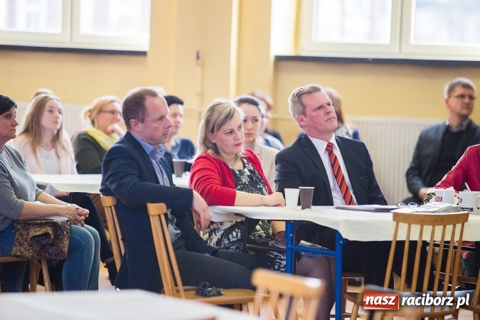 Zdjęcie w galerii na portalu naszraciborz.pl: Gala Ciekawy uczeń w CKZiU nr 1 wiadomości z regionu